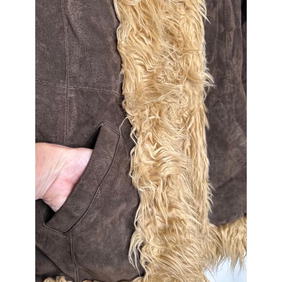 Y2K dELiA*s Suede Faux Fur Trim Jacket – Brown Shaggy Coat Size M (1990s/2000s) - Picture 8 of 13